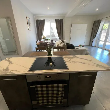 Apartment Starp Krastiem *